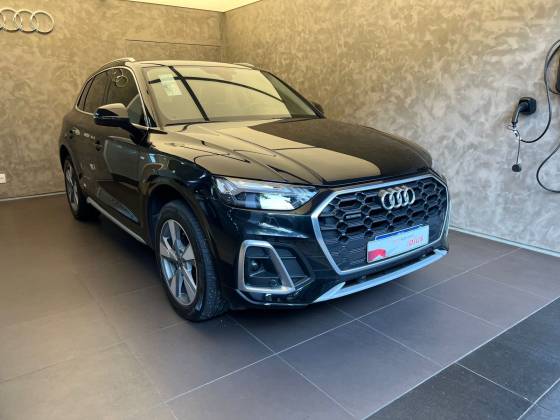 AUDI Q5 2.0 55 TFSIE PHEV PERFORMANCE QUATTRO S TRONIC AUDI Q5 2.0 55 TFSIE PHEV PERFORMANCE QUATTRO S TRONIC